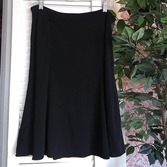 Dkny Dresses & Skirts - DKNY flouncy skirt